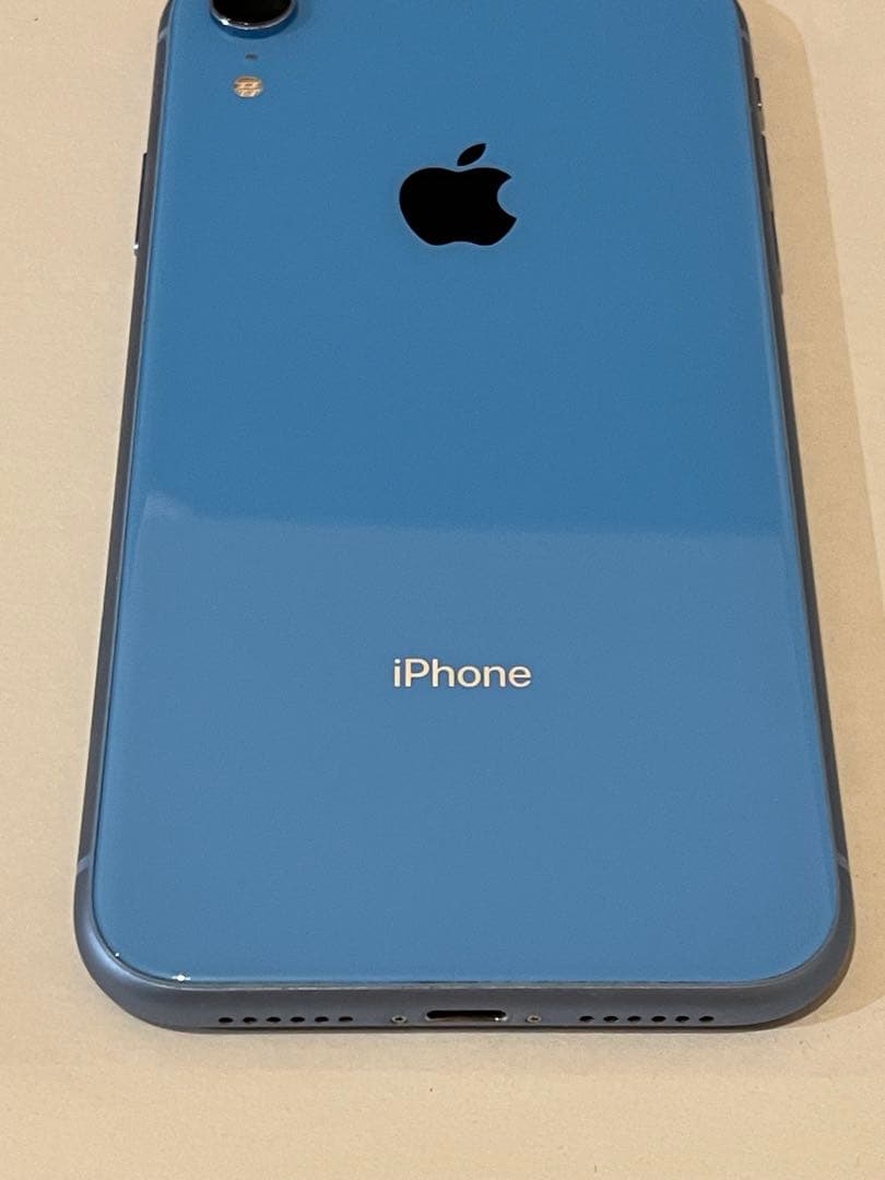 iPhone XR 128GB 充電最大75パーセントSIMフリー　匿名発送