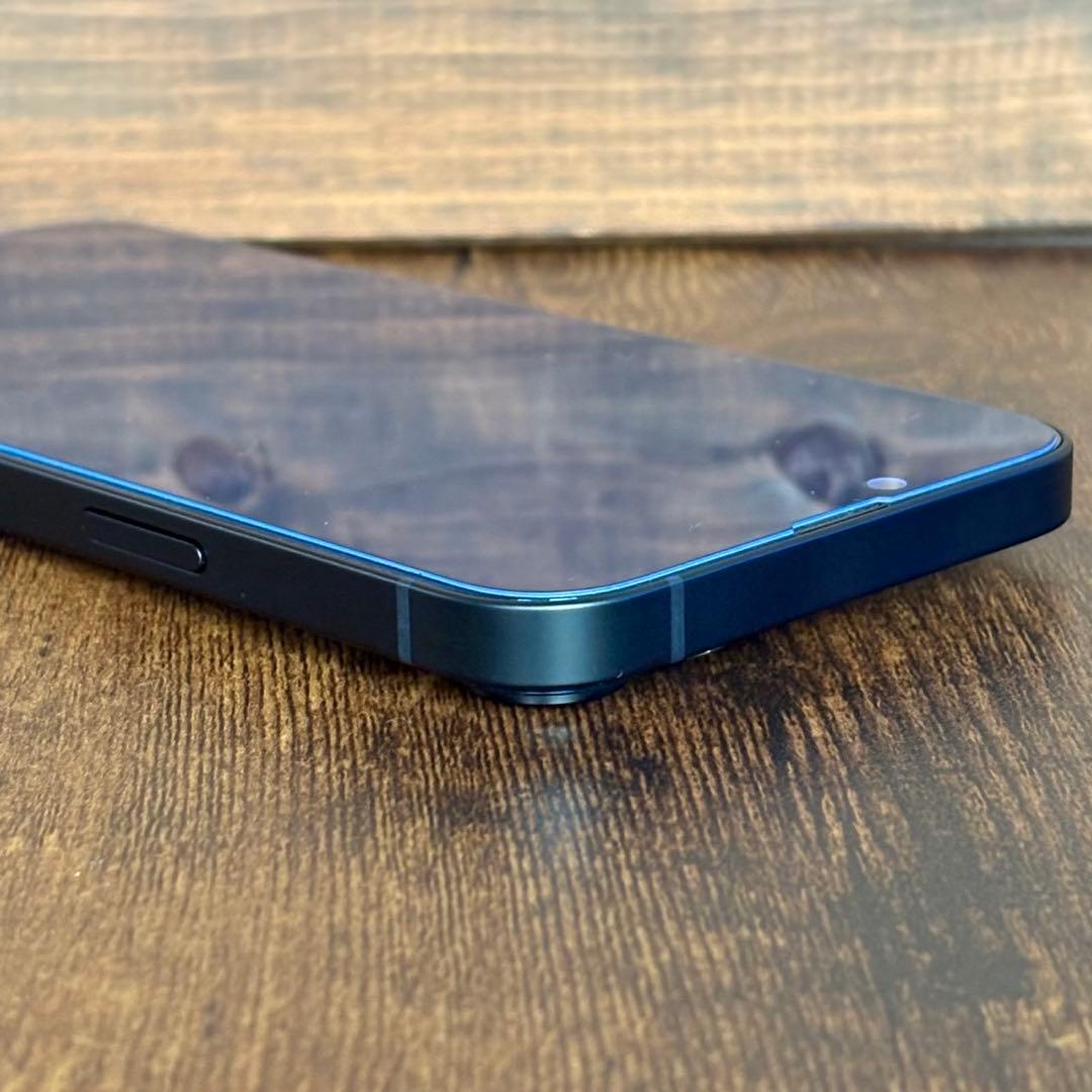 美品 Apple iPhone 14 Plus 256GB SIMフリー