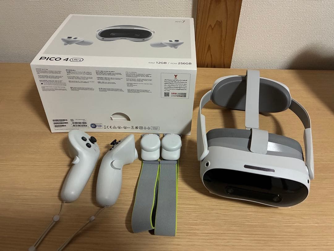 PICO4UltraVRヘッドセット +トラッカー2個×2 kiwiコード付き