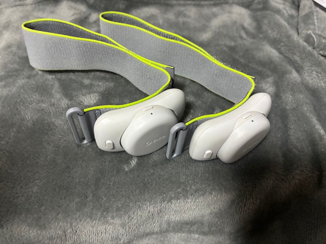 PICO4UltraVRヘッドセット +トラッカー2個×2 kiwiコード付き