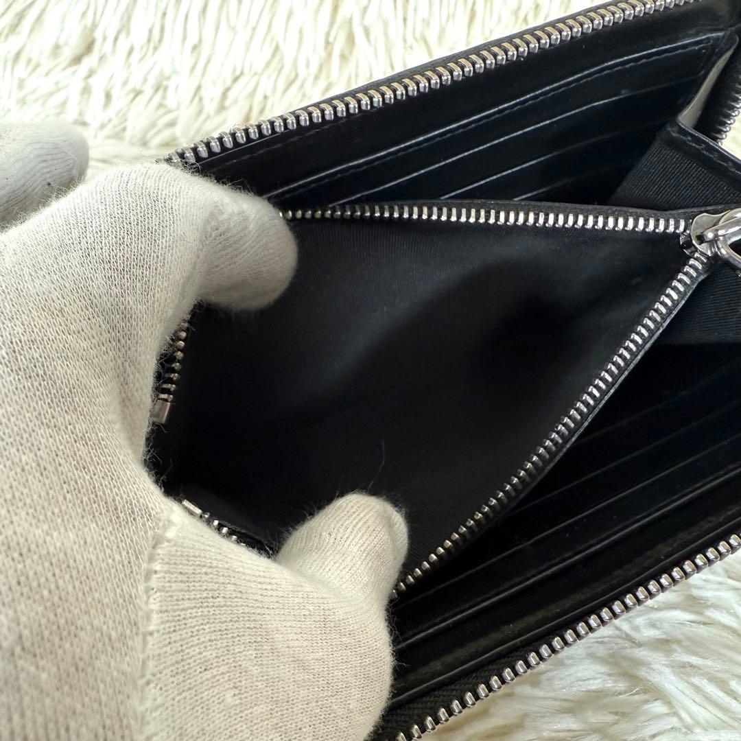 バーバリー Burberry ラウンドファスナー長財布 TBモノグラム エンボス