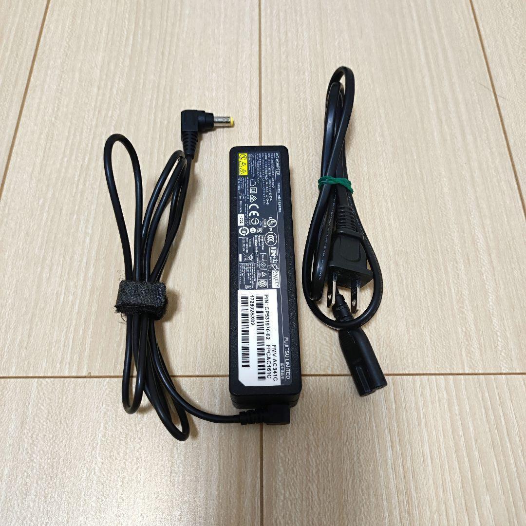 【良品】富士通 オフィス ノートパソコン 黒×シルバー FMVS04003