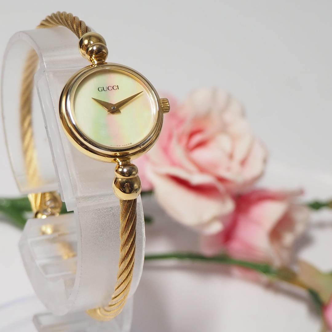 美品 グッチ GUCCI バングルウォッチ 2700L シェル 腕時計 H401