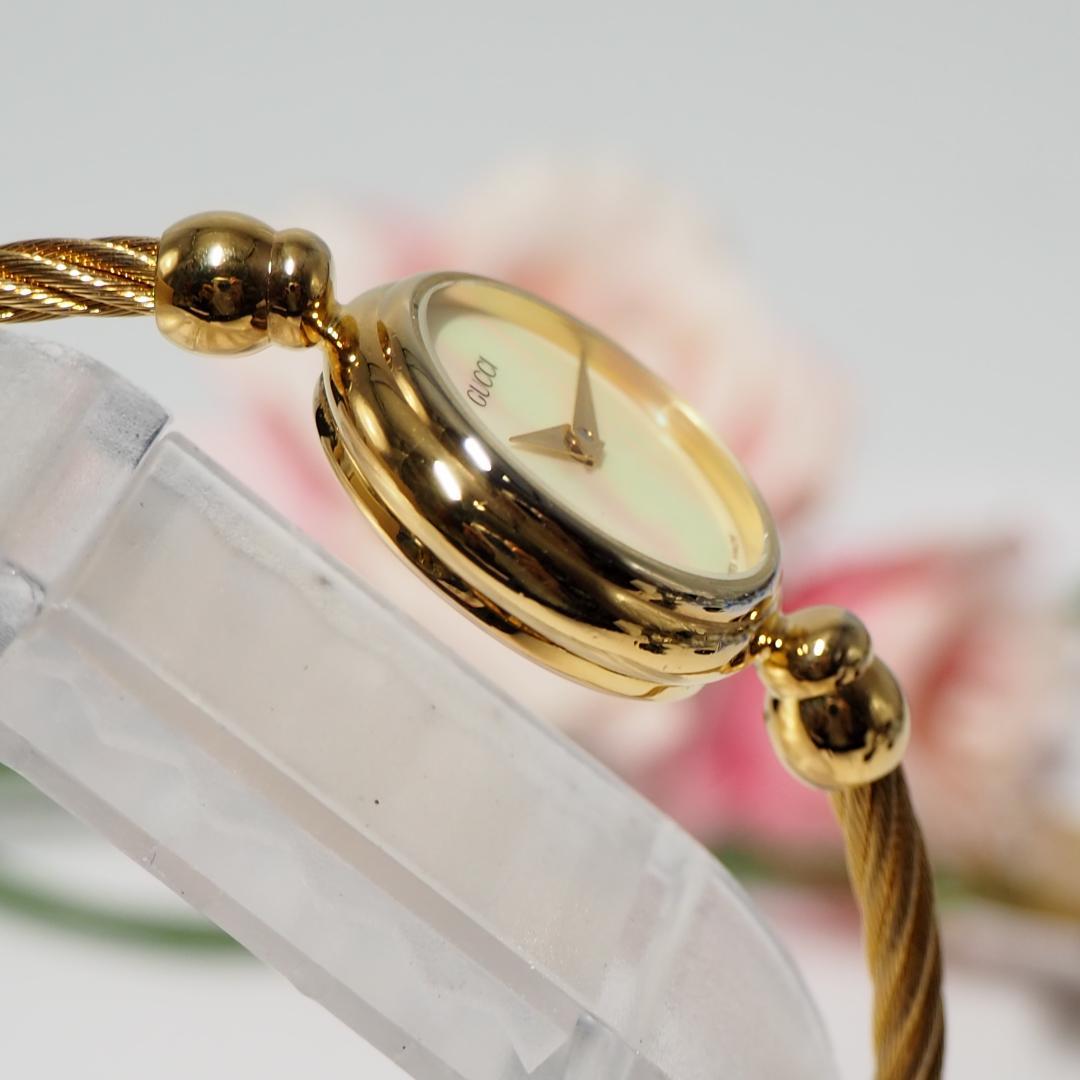 美品 グッチ GUCCI バングルウォッチ 2700L シェル 腕時計 H401