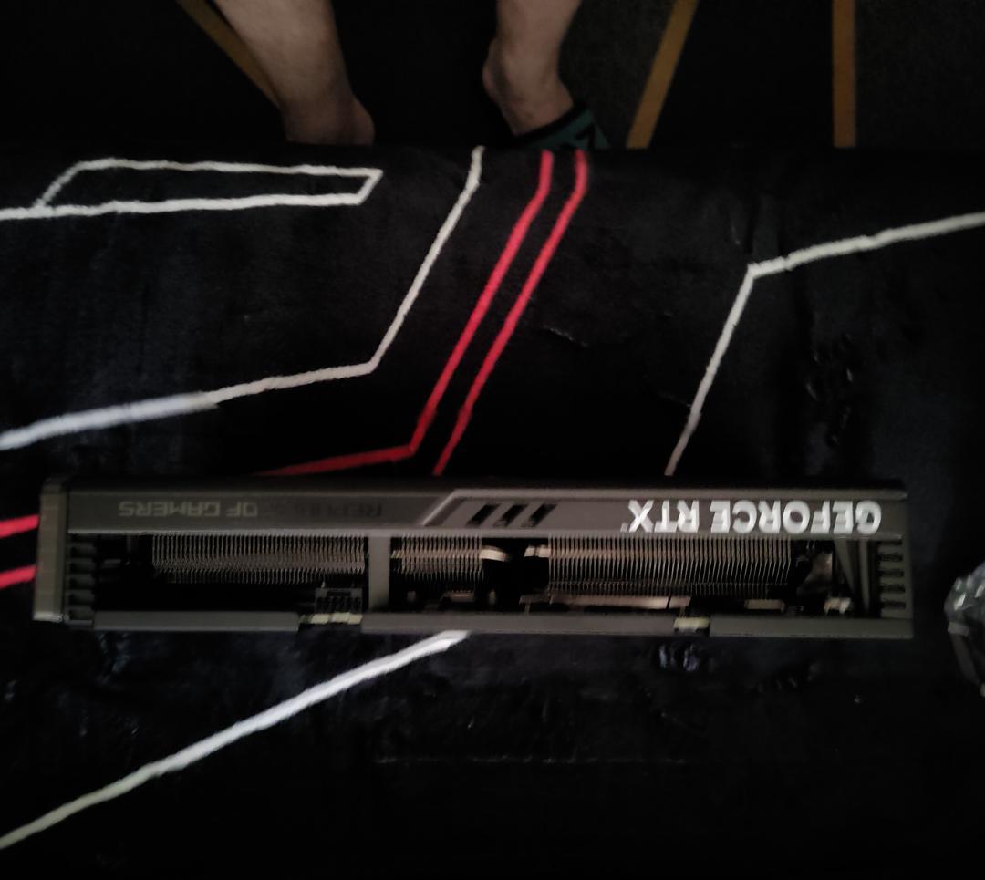 グラフィックボード・グラボ・ビデオカード ROG STRIX GeForce RTX 4070 Super OC 12GB