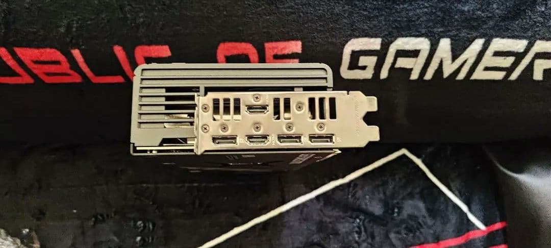 グラフィックボード・グラボ・ビデオカード ROG STRIX GeForce RTX 4070 Super OC 12GB