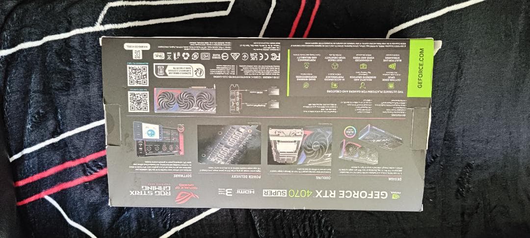 グラフィックボード・グラボ・ビデオカード ROG STRIX GeForce RTX 4070 Super OC 12GB