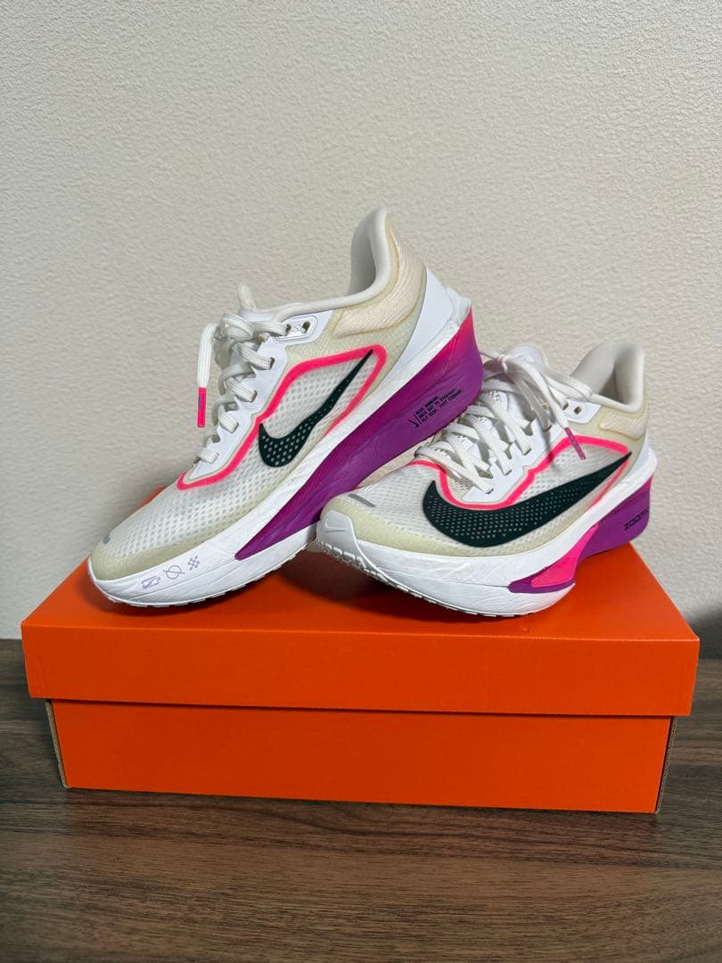 NIKE ズームフライ6 23.5cm