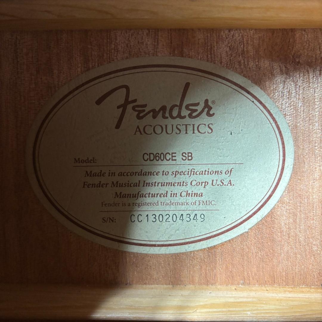 【美品】Fender エレアコ ギター CD60CE SB 動作確認済