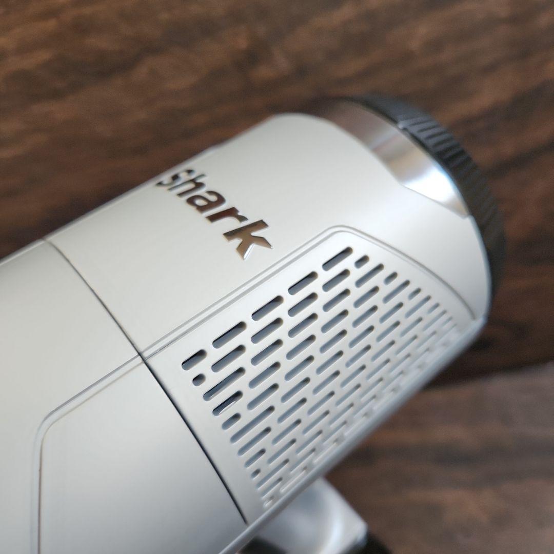 なこやん出品♪SHARK IW2241JWH T6