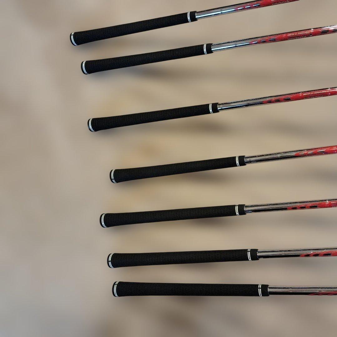 ゼクシオフォージド 2017 7本　MODUS3 DST 105 R