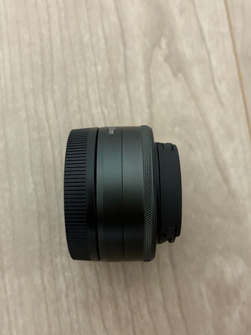 [美品]Canon EF-M 22mm f/2 STM レンズ ブラック