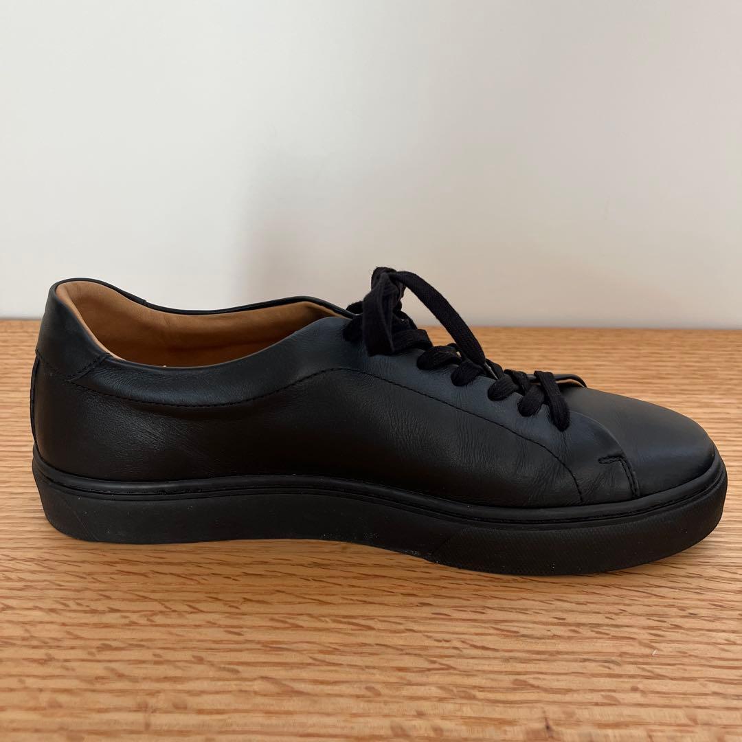 極美品　TOSS トス　チェスター スニーカー　ブラック ビジネス 通勤　通学