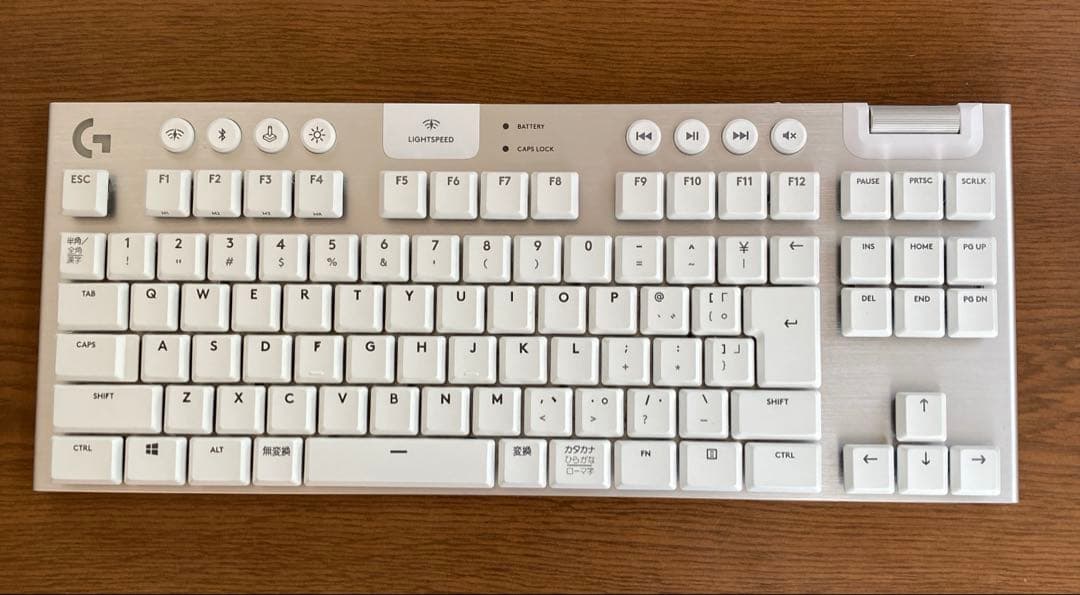 Logicool G913 TKL ホワイト タクタイル（茶軸）