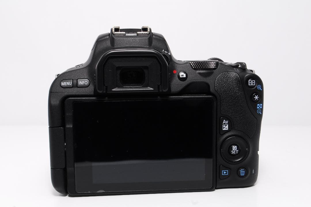 MM ✨美品 Wi-Fi搭載機✨Canon EOS Kiss X9レンズ