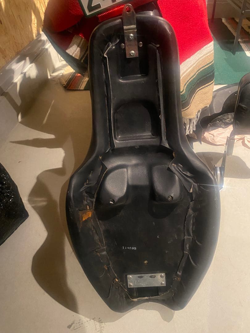 こちゃ　95 スポーツスター　純正シート　シーシーバーセット