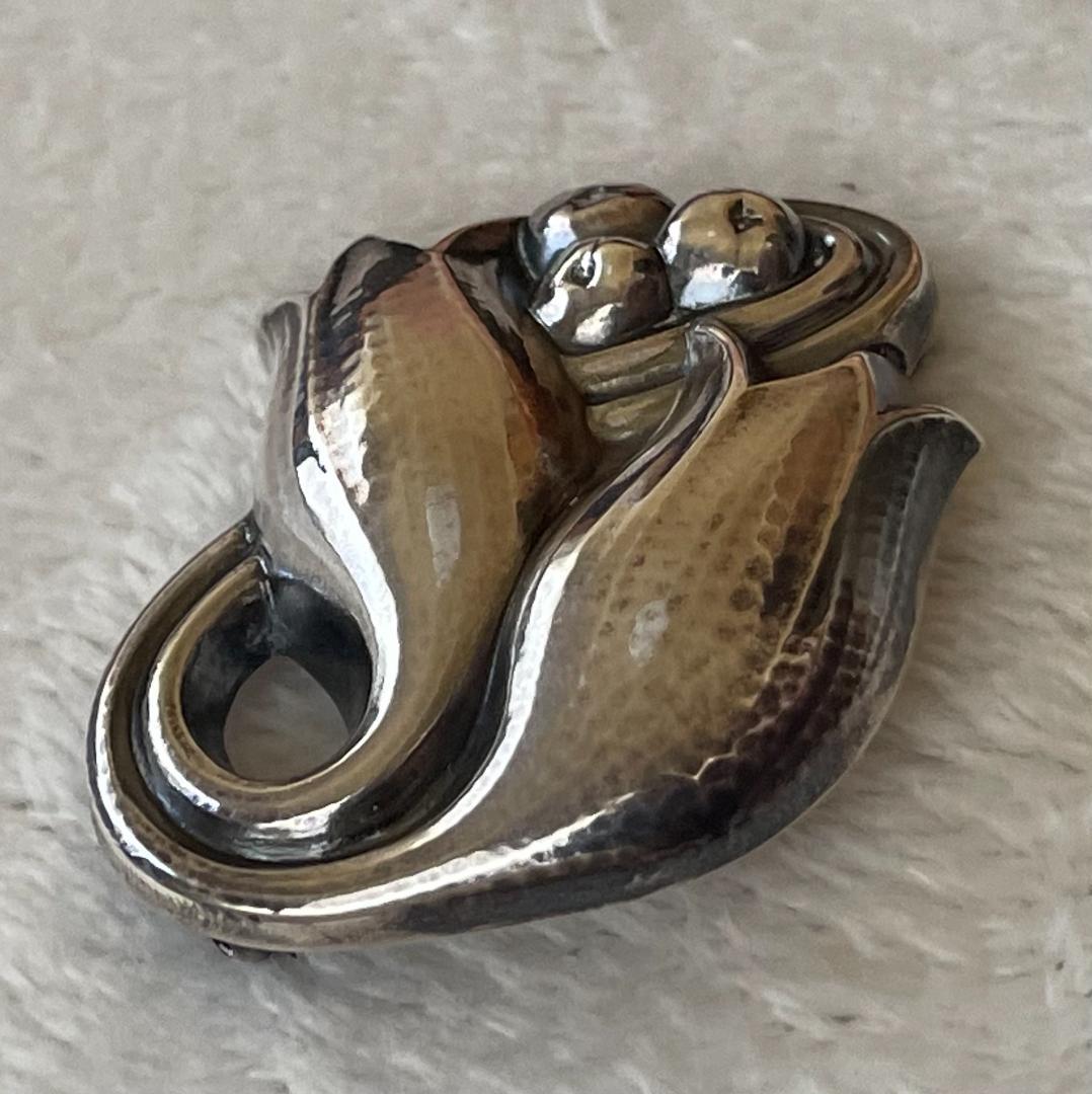 ジョージジェンセン   シルバー ブローチ スズラン