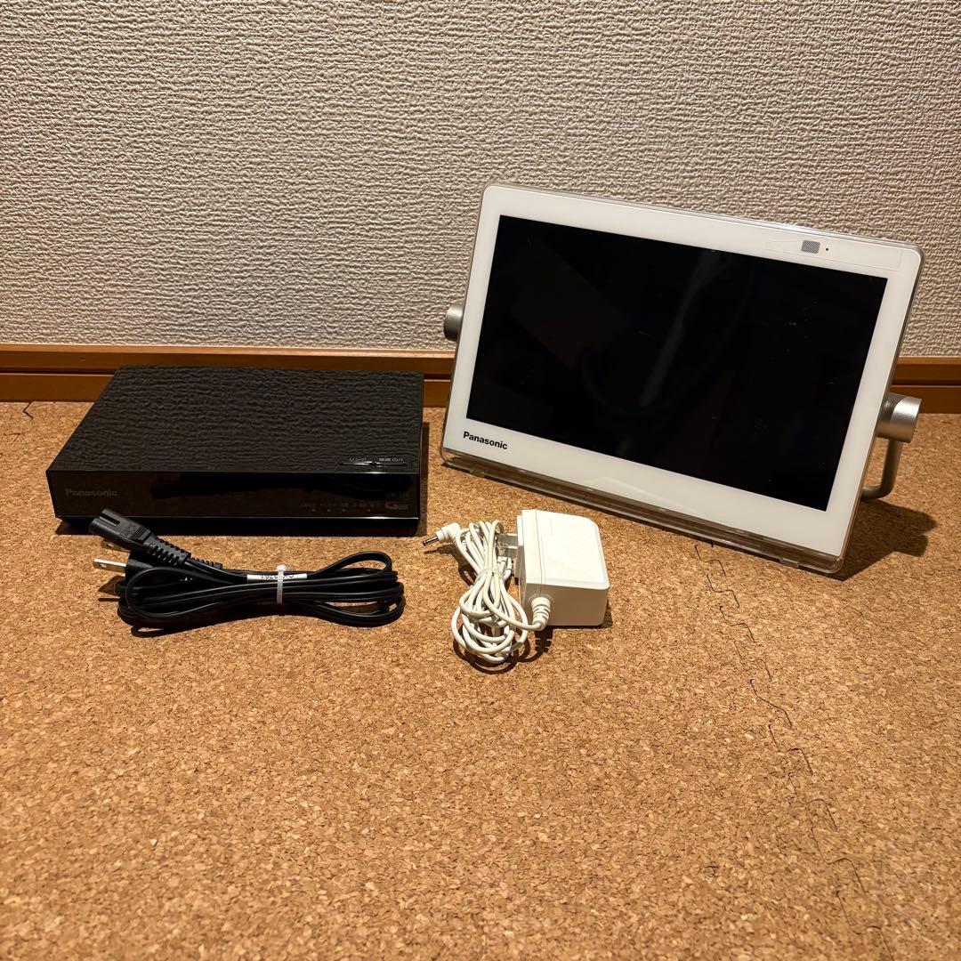 【良品】Panasonic ポータブルテレビ プライベートビエラ UN-10T7