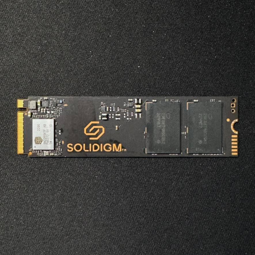 内蔵型SSD SOLIDIGM M.2 NVMe SSD 2TB P41 Plus