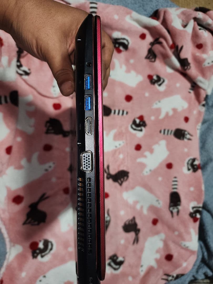 Toshiba dynabook t75/nr 中古