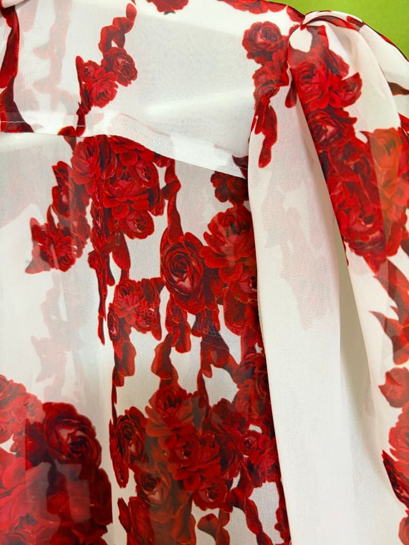 H.NAOTO ブラッディローズ　ブラウス