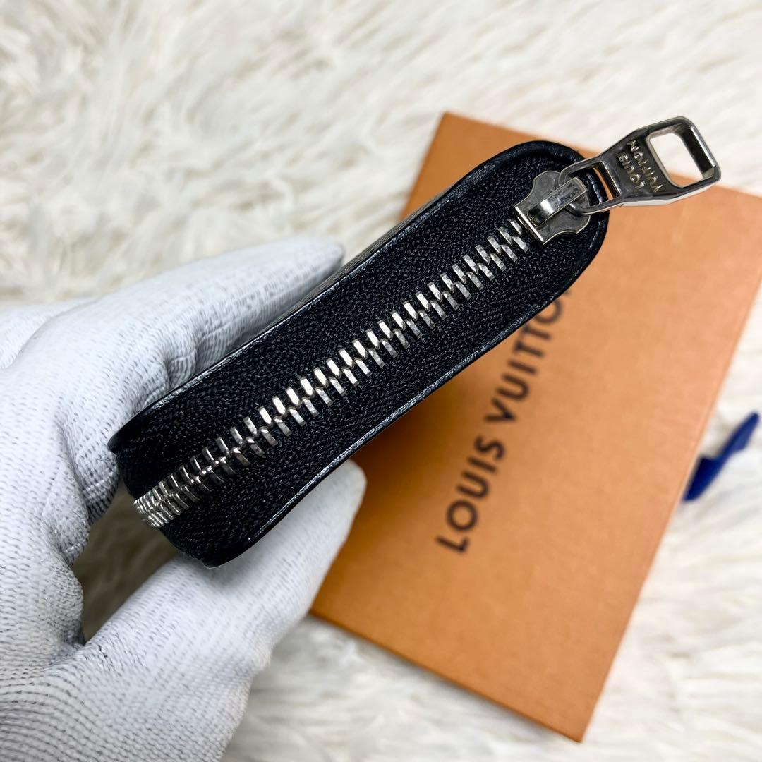 良品 ルイヴィトン タイガ パース ジッピー 箱付き