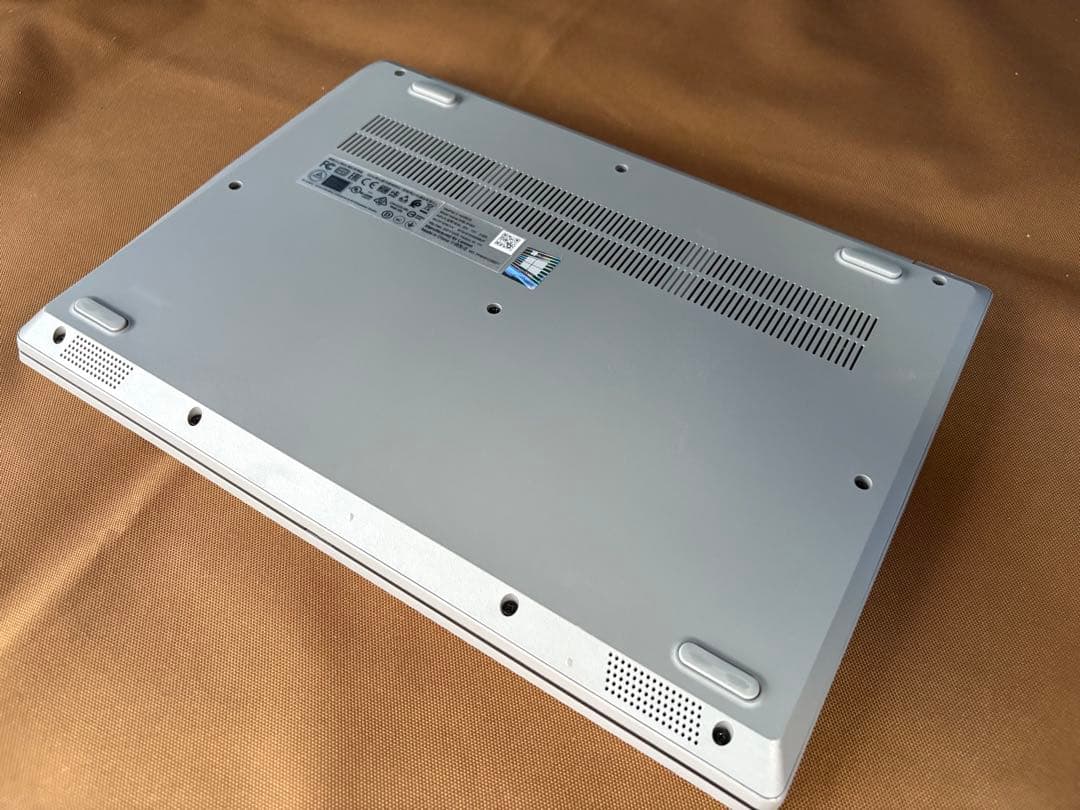 Windowsノート本体 Lenovo Ideapad3 Ryzen3 4300U SSD Win11