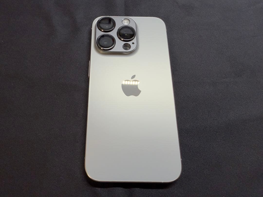 iPhone15 pro ナチュラルチタニウム 256GB SIMフリー