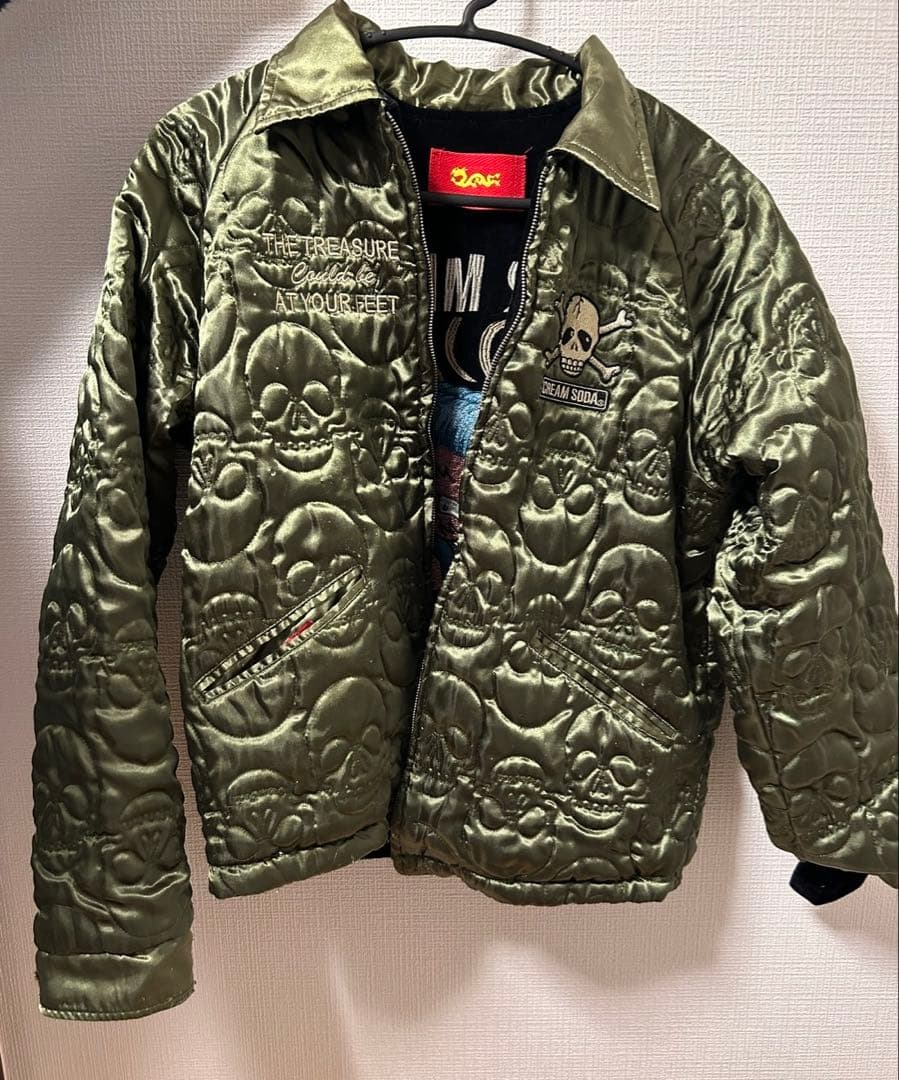 ピンクドラゴン クリームソーダ アウター