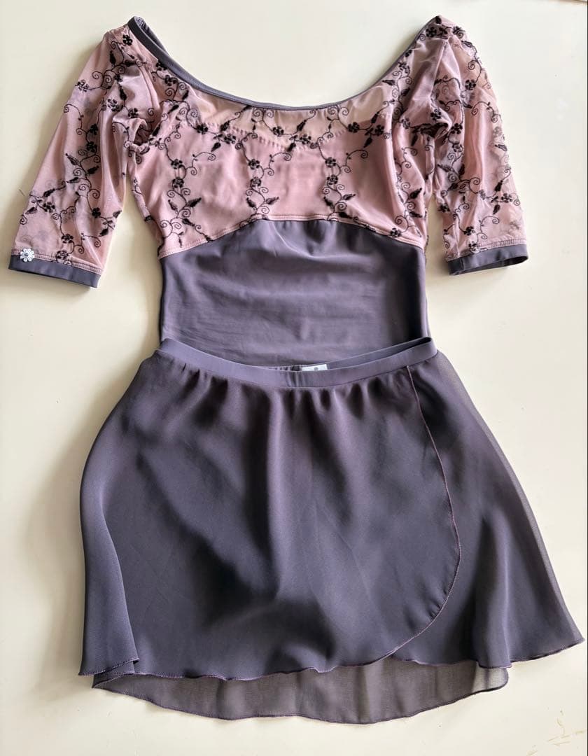 DellaloMilanoデラロミラノ　レオタード　Mサイズ