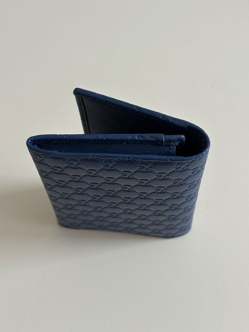 【美品・GUCCI】グッチ　マイクログッチシマ　カードケース　名刺入れ　ブルー