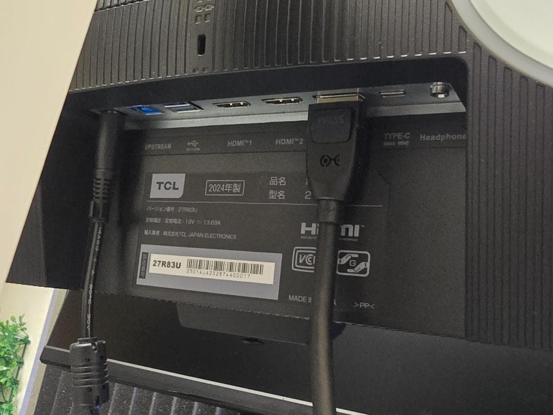 美品 TCL 27R83U 4K 160hz ゲーミング モニター