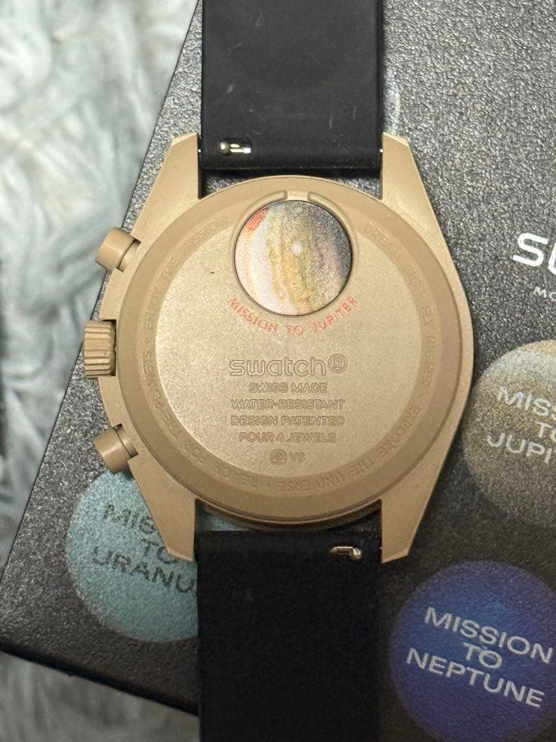 OMEGA Mission to Jupiterムーンスウォッチ ベージュ 稼働