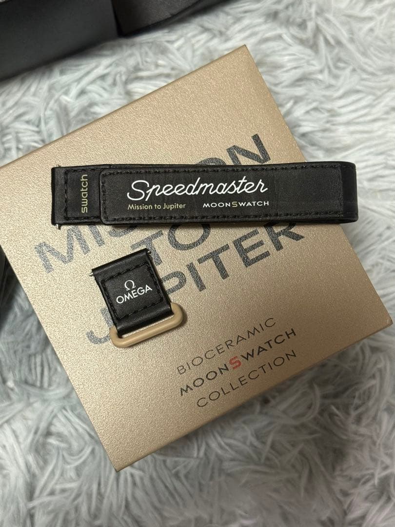 OMEGA Mission to Jupiterムーンスウォッチ ベージュ 稼働