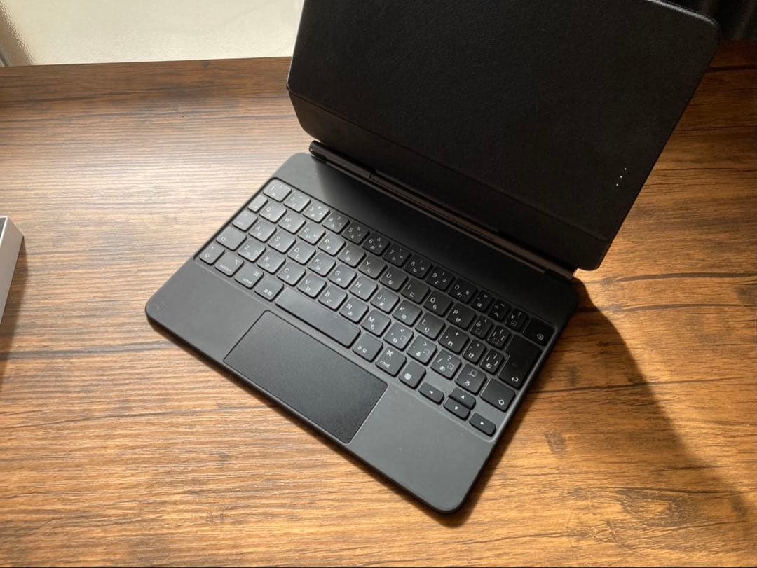 iPad Pro 11インチ用Magic Keyboard マジックキーボード