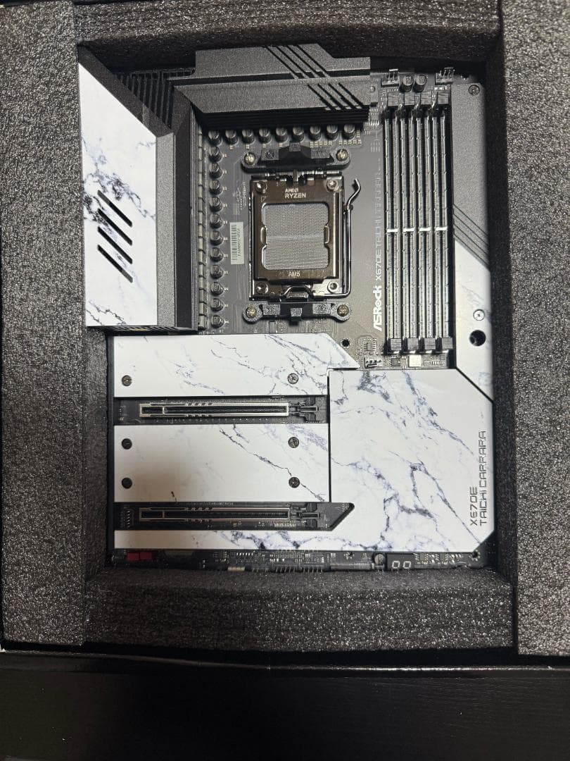 マザーボード ASRock X670E Taichi Carrara