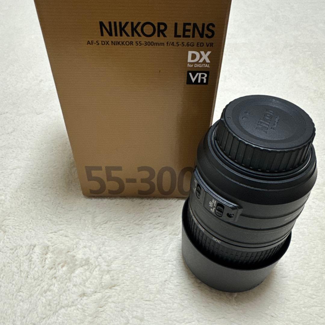 Nikon AF-S DX NIKKOR 55-300mm VRレンズ
