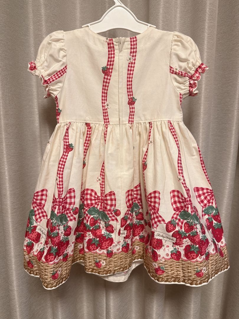 シャーリーテンプル　いちごバスケット　ストロベリー柄 半袖ワンピース