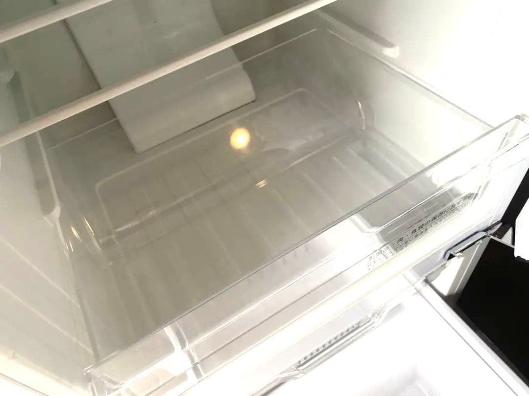 【送料込み】Hisense 冷蔵庫 冷凍庫　ホワイト