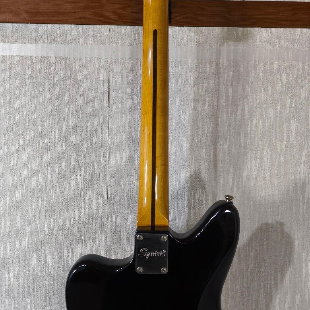 ギター Squier Classic Vibe '70s Jaguar Black
