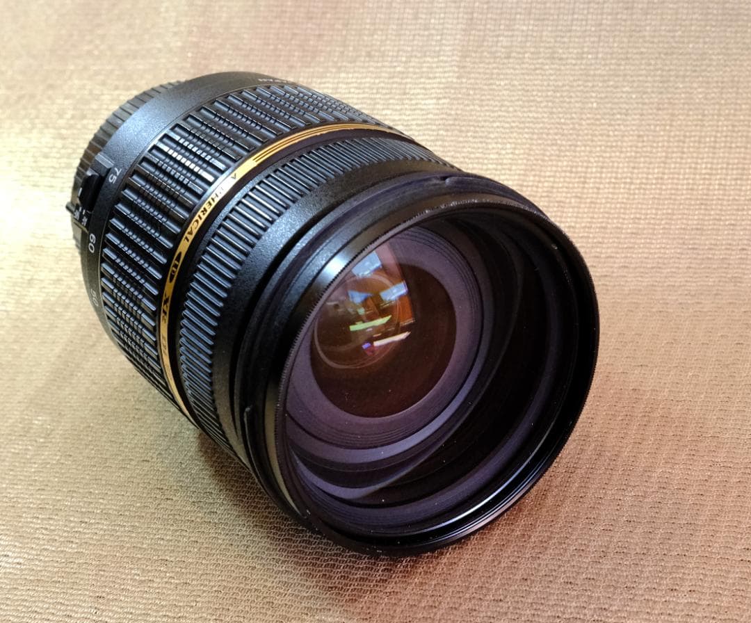 TAMRON AF 28-75mm F/2.8 (IF) MACRO フルサイズ