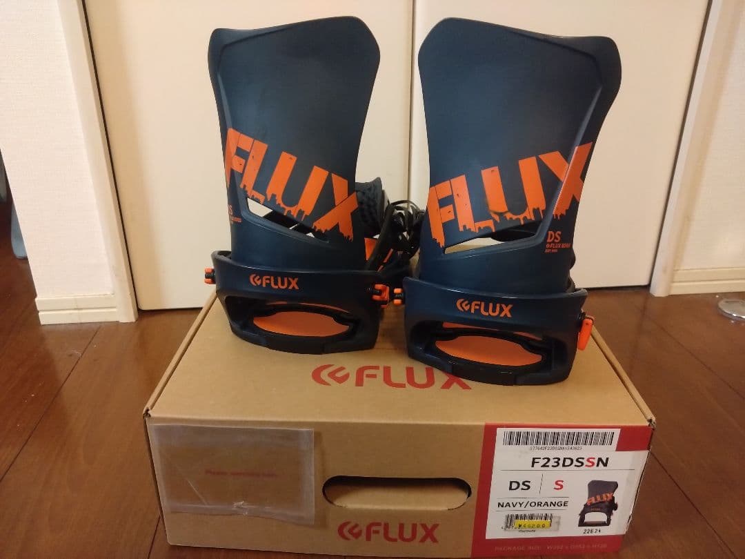 【最終値下げ】FLUX バインディング　DS 22-23 Sサイズ