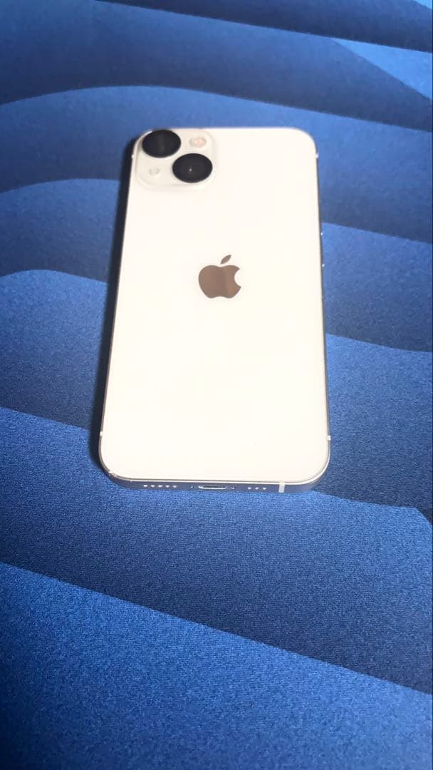 iPhone 13 スターライト 128GB SIMフリー バッテリー89%