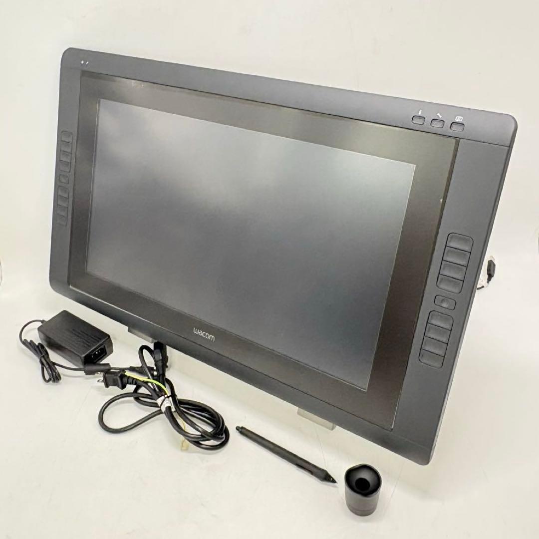 【美品・動作良好】wacom ワコム 液晶ペンタブレット DTK-2200