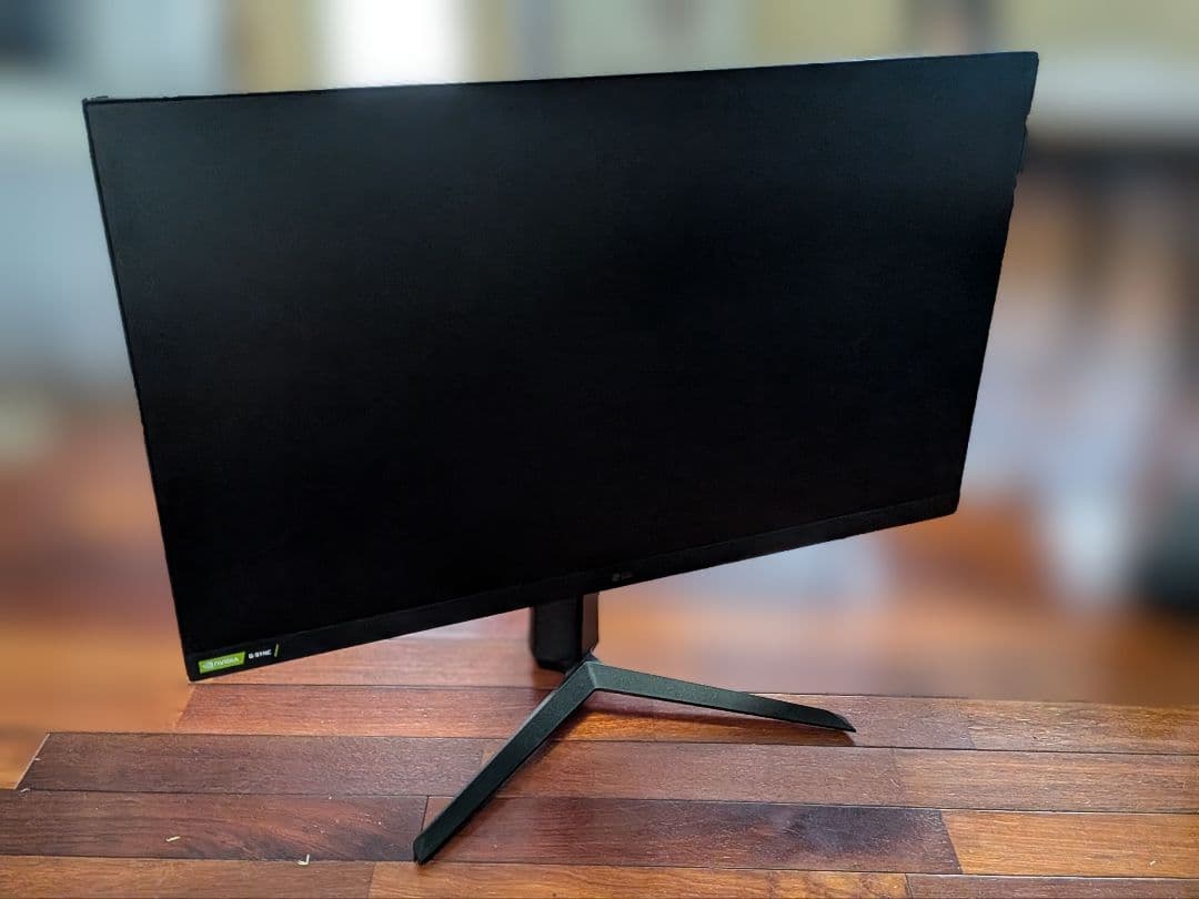 ゲーミングモニター　LG 32GP750-B