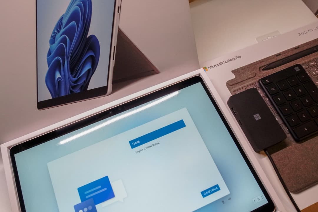 【美品】SurfacePro8+純正アクセサリセット