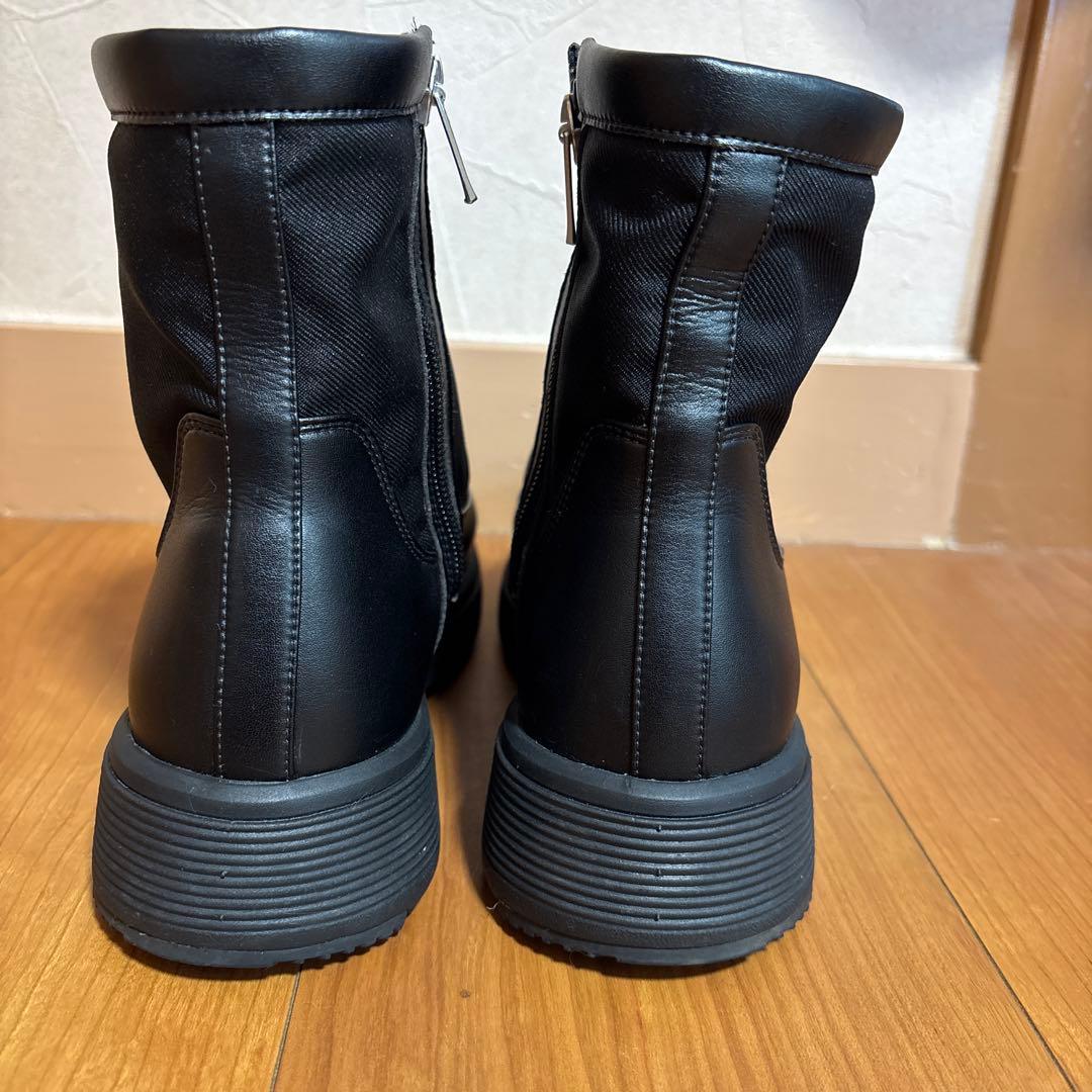 アシックスぺダラブーツ