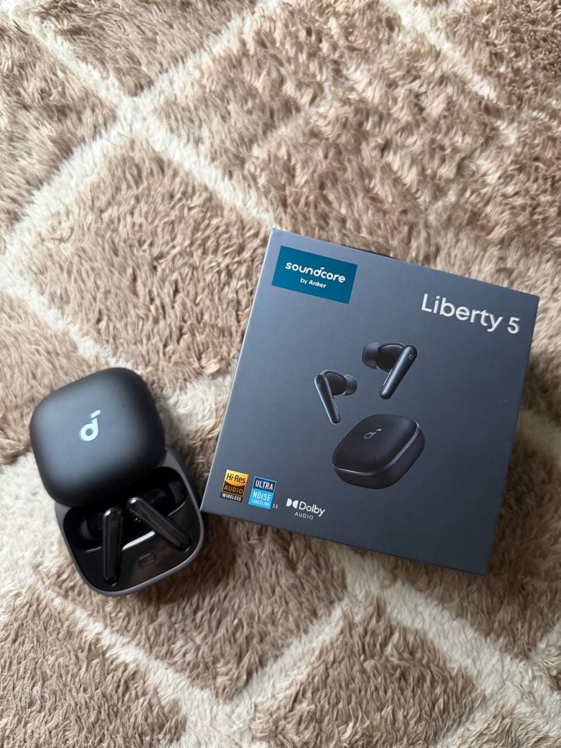 完全ワイヤレスイヤホン Soundcore Liberty 5