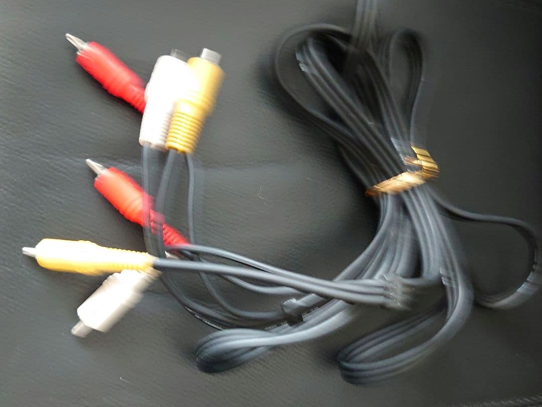 SONY Handycam TR1000本体と付属品