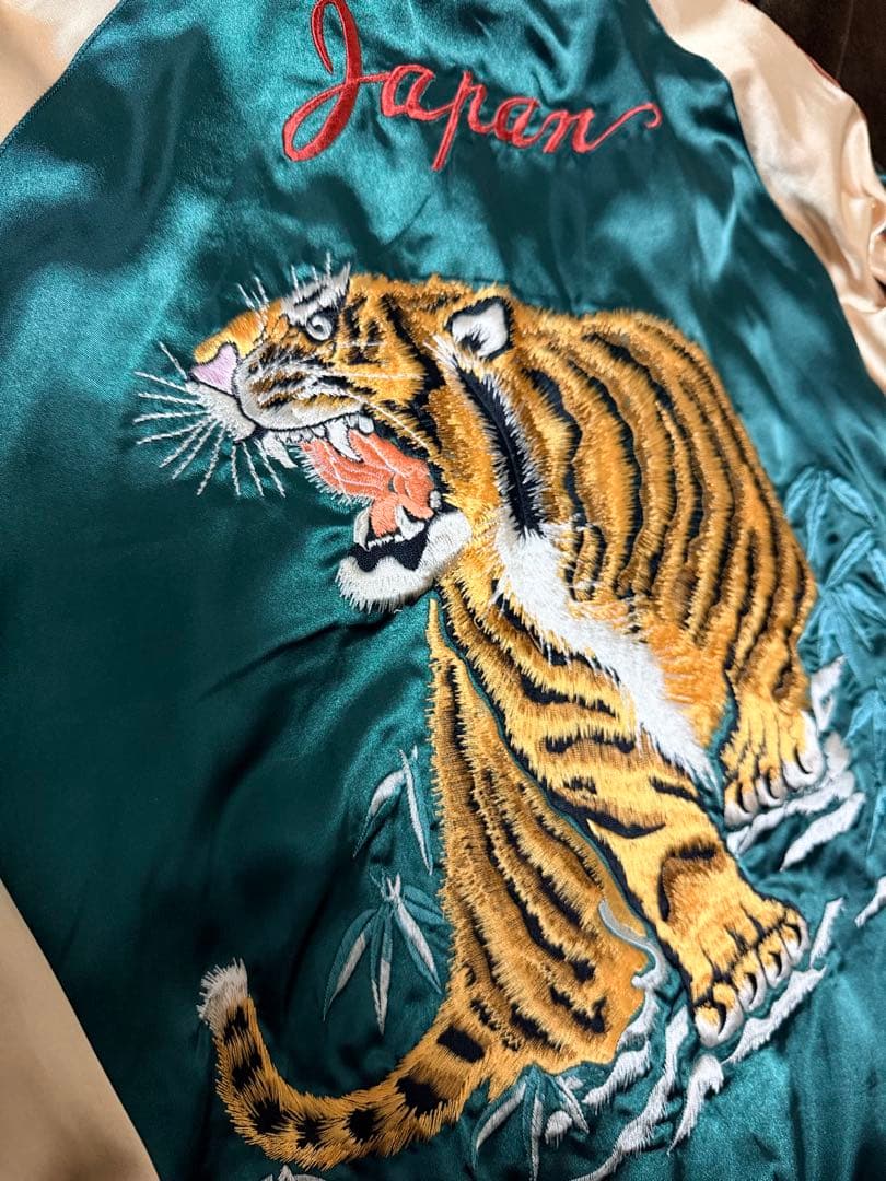 美品 ２面用 テーラー東洋 虎 日本限定 スカジャン サテン vintage